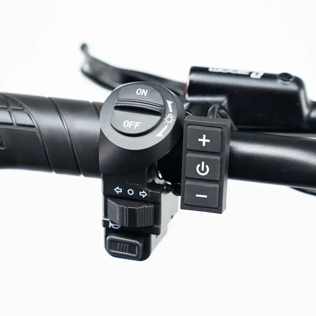 OUXI H9 - Zwart (incl. voetsteuntjes, voorrekje & alarm)