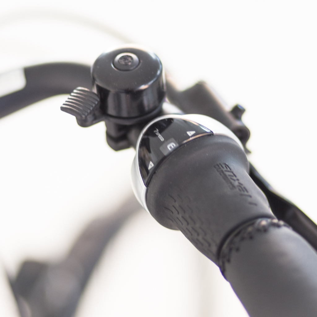 PUCH E-Maxi Belt Active Plus 500 | Blue Indigo Glossy (Dames)