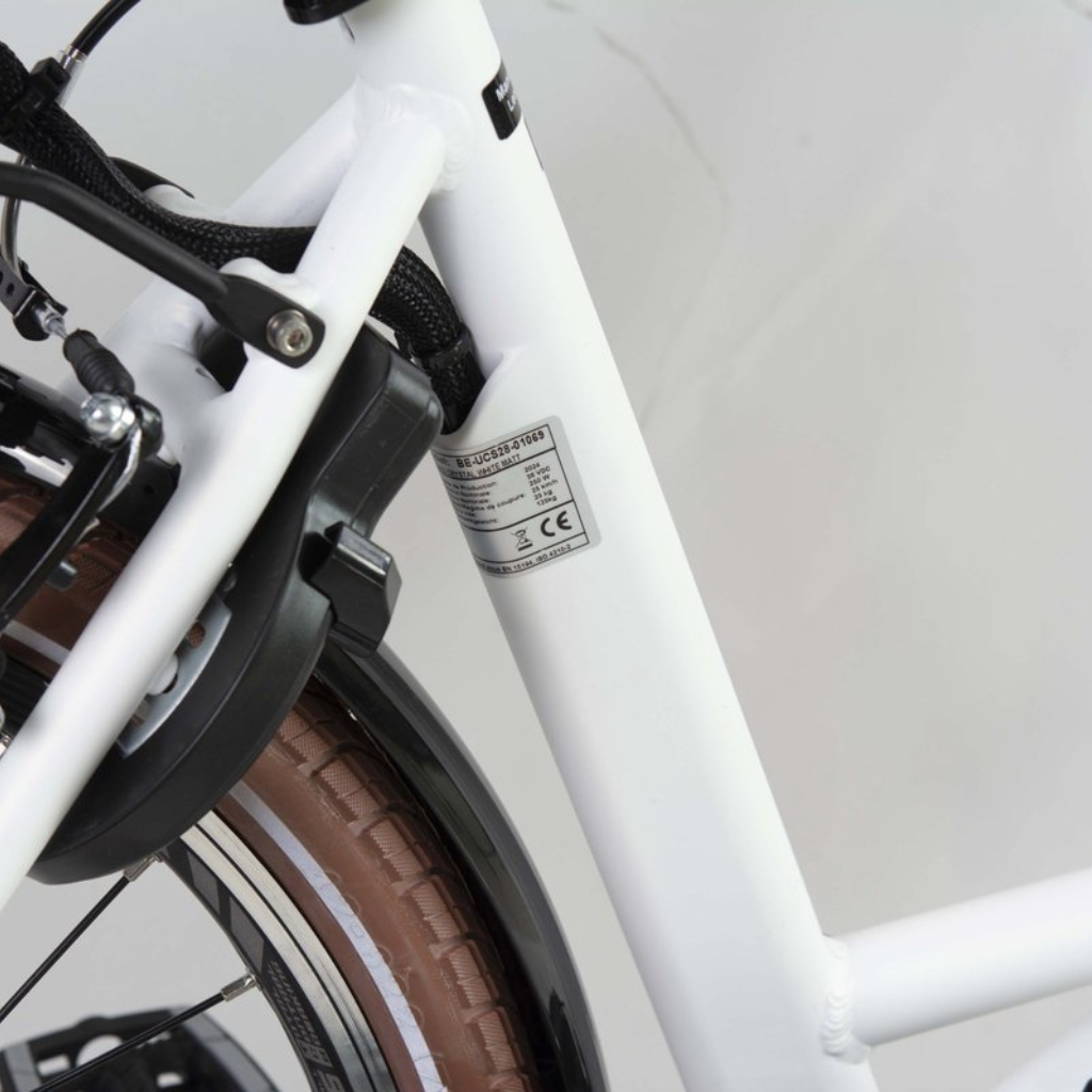 ELUXO E-Voltage D9 | White Matt