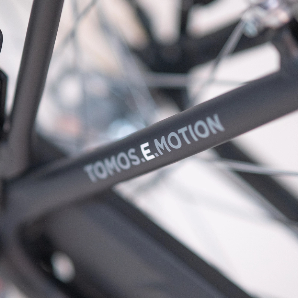 TOMOS EB 08 -  Coal Black Matt